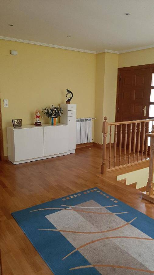 Casa rural para 6 personas, con terraza en Aya - 4