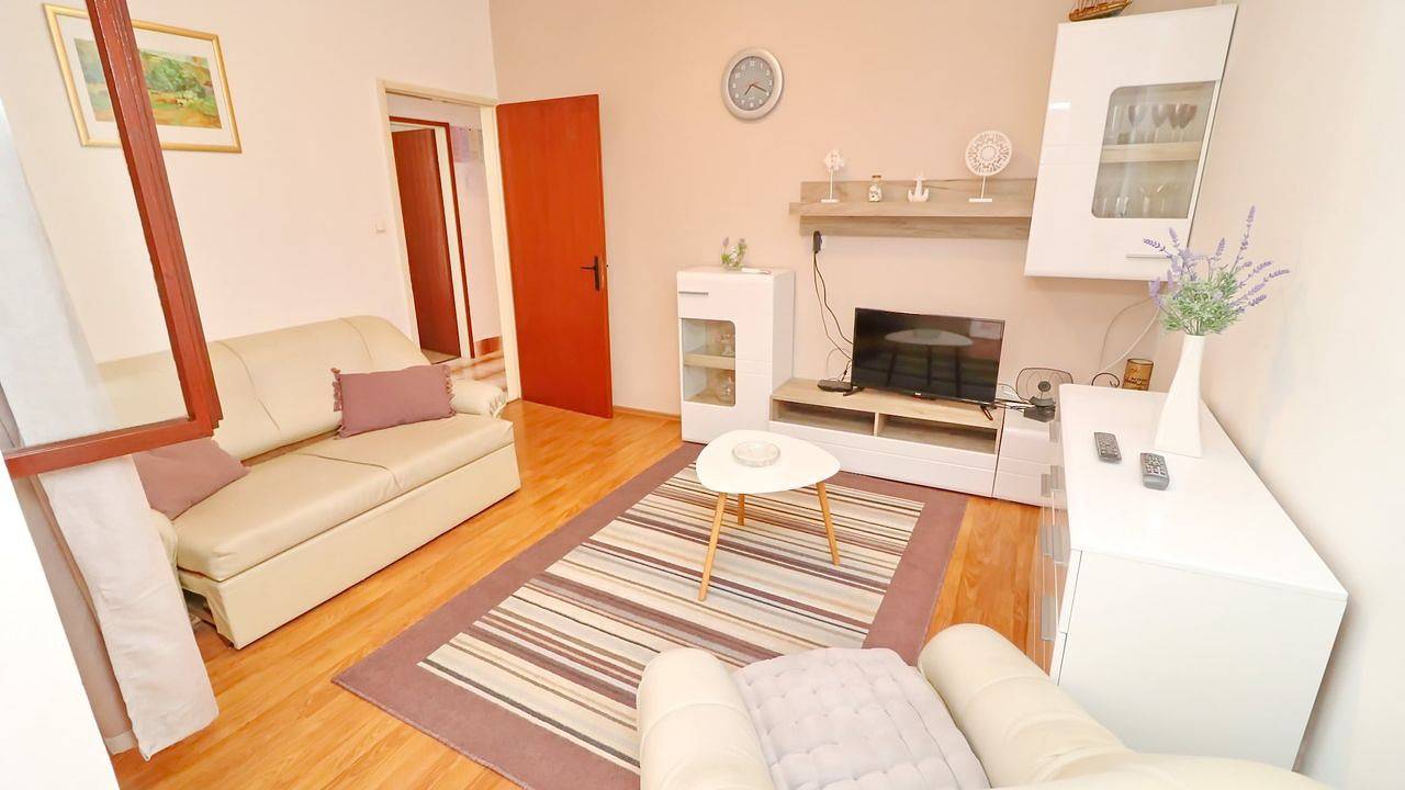 Apartamento vacacional entero, Ferienwohnung für 8 Personen (88 m²) in Smokvica in Blato, Korcula