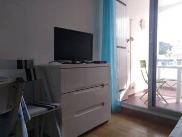 Gîte pour 3 personnes, avec terrasse à Agde