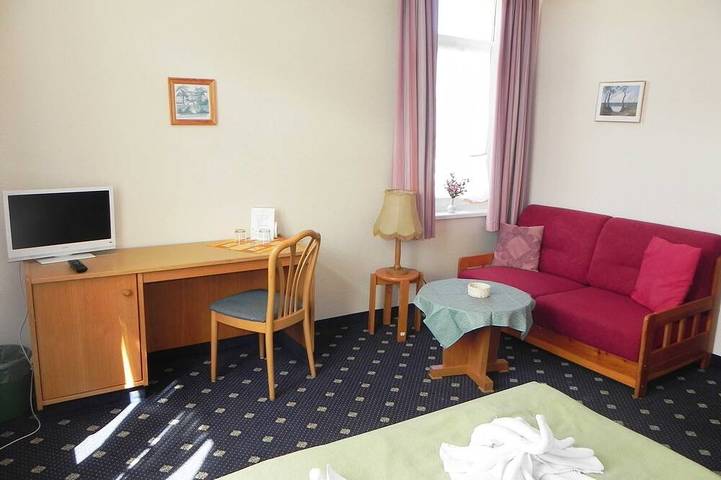 Ferienhaus für 2 Personen, mit Pool und Balkon in Heringsdorf - 4