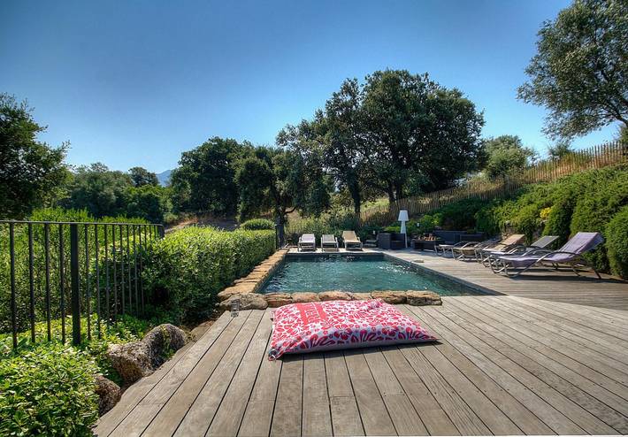 Gîte pour 8 personnes, avec Terrasse et Jardin ainsi que Piscine et Vue à Sollacaro - 3