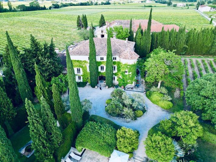 Gîte pour 3 personnes, avec terrasse ainsi que piscine et jardin à Vacqueyras - 4