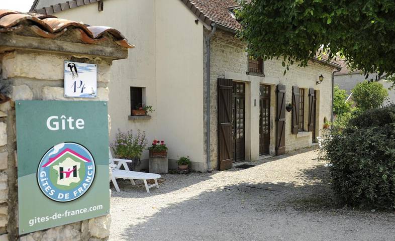 Gîte pour 6 personnes, avec terrasse, animaux acceptés dans l' Aube - 2