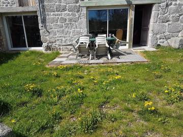 Gîte pour 8 personnes, avec jardin, animaux acceptés à Rieutort-de-Randon