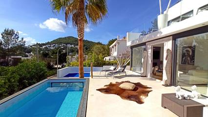 Villa in Santa Eulària des Riu, Ibiza Osten für 12 