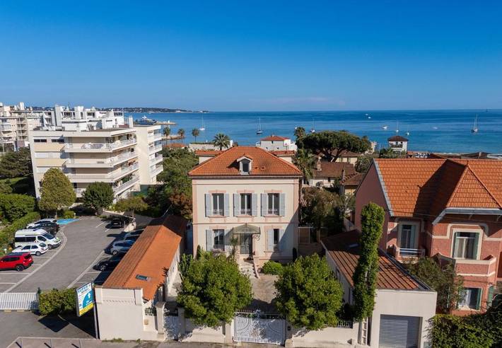 Villa pour 12 personnes, avec vue ainsi que jardin et piscine dans Golfe-Juan - 4
