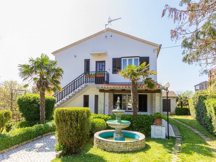 Appartamento per 4 persone, con giardino a Medolino