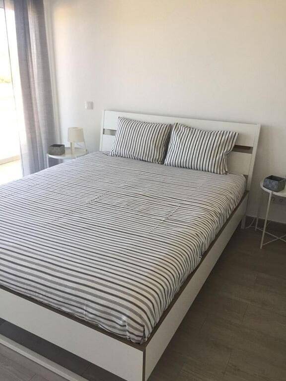 Location de vacances pour 7 personnes, avec jardin et piscine, animaux acceptés à Salema - 4