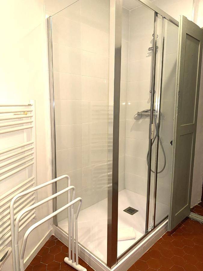 Maison d’hôte pour 2 personnes, avec vue et terrasse, animaux acceptés dans Parc naturel régional des Préalpes d'Azur - 2