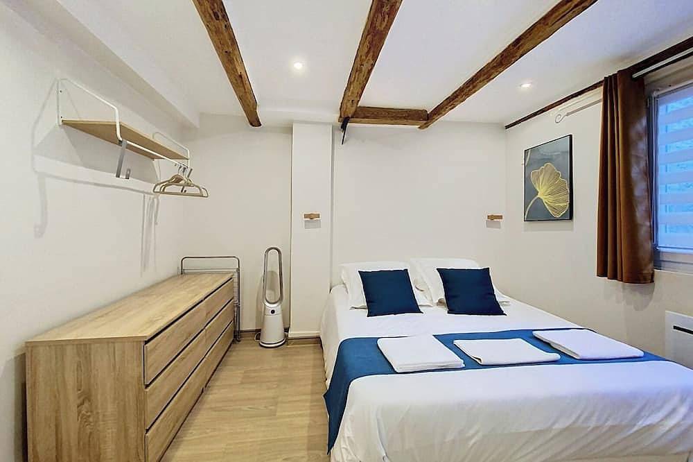 La Chasa - Townhouse with a Spa in Le Puy-en-Velay, Haute-Loire