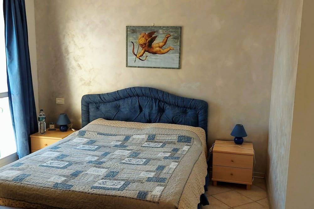 Entire apartment, Monaco holiday house blue coast montecarlo in Beausoleil, Nice region