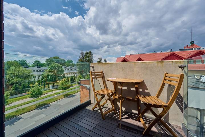 Entire holiday apartment, Functional Studio with Balcony | Close to Odra and Zoo in Wrocław, Lower Silesia