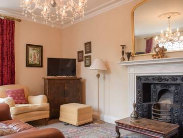 Log Cabin for 5 People in Ironbridge, Shropshire Hills, Photo 4