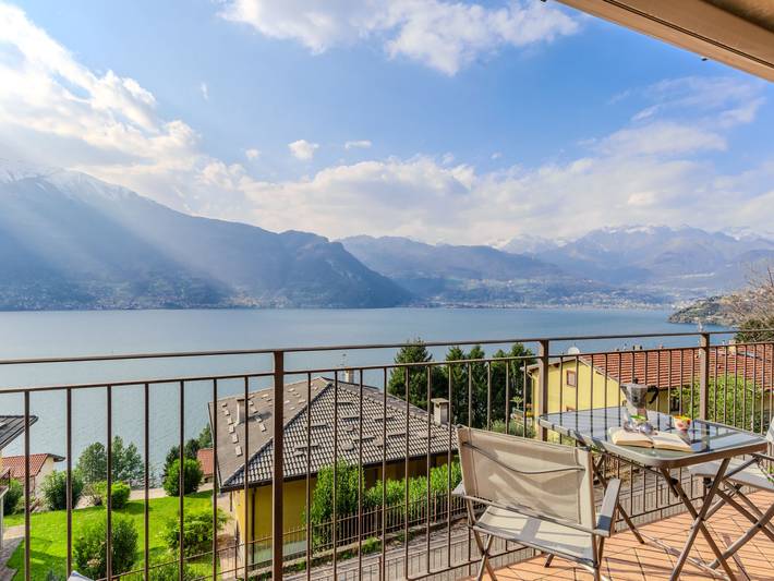 Ferienwohnung für 2 Personen, mit Seeblick und Balkon