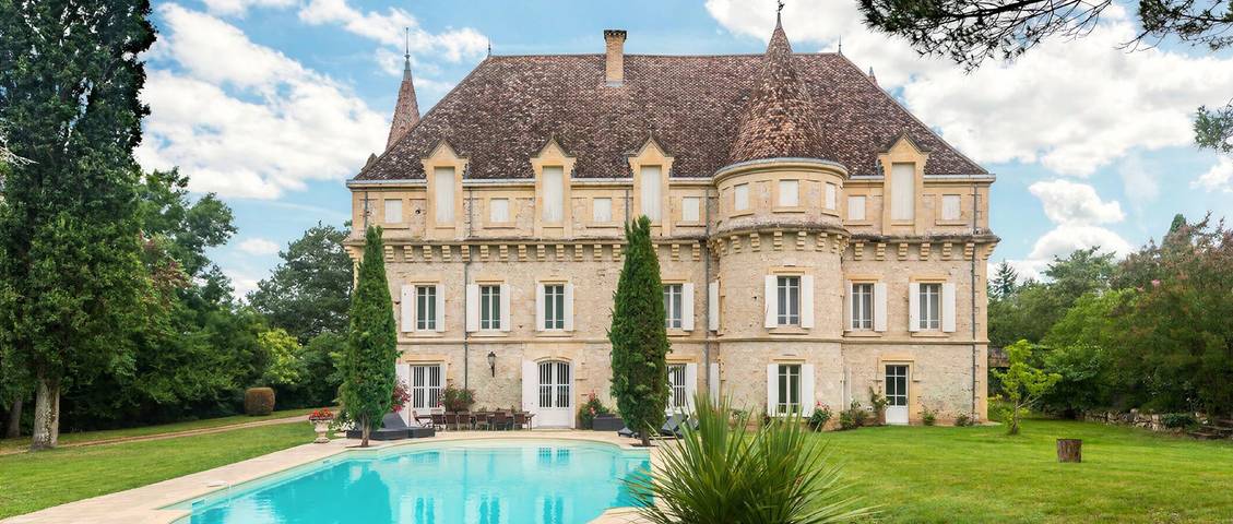 Château pour 15 personnes avec piscine in Castelsagrat, Quercy