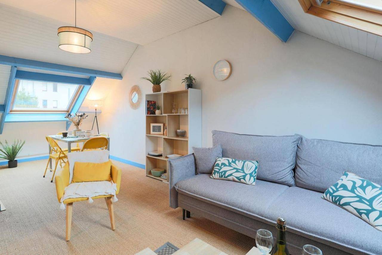 Appartement entier, Two-Bedroom Apartment in Saint-Brieuc, Côte de Goëlo