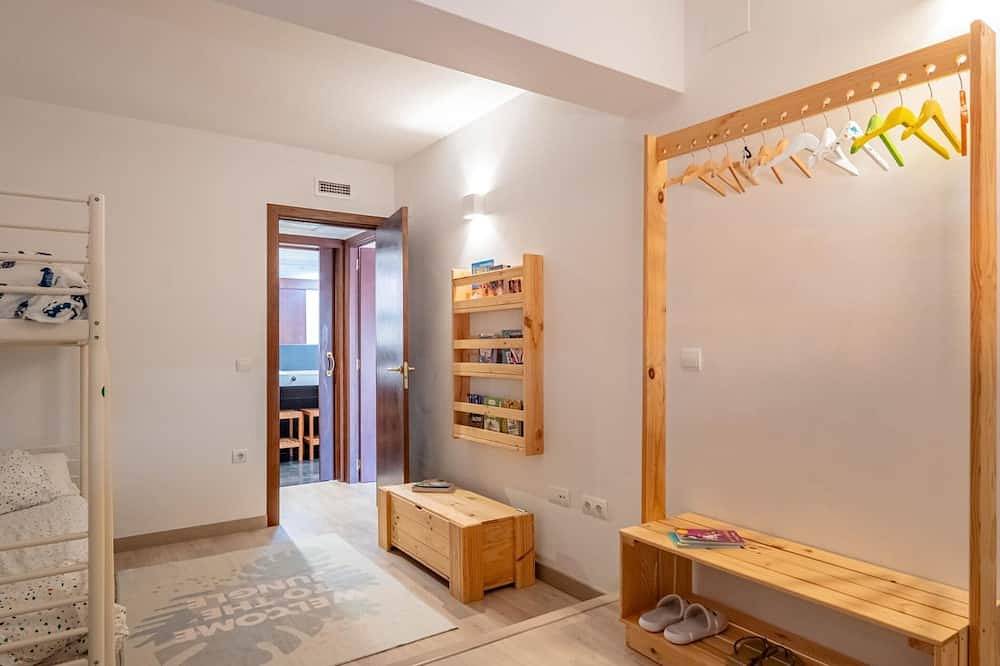Entire apartment, Costabravaforrent Segalar 5 in Albons, Costa Brava