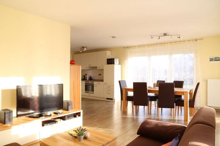 Ferienhaus für 6 Personen, mit Garten in Carolinensiel - 2