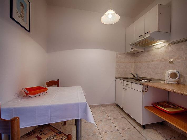 Gîte pour 2 personnes, avec terrasse, animaux acceptés dans Lastovo - 3