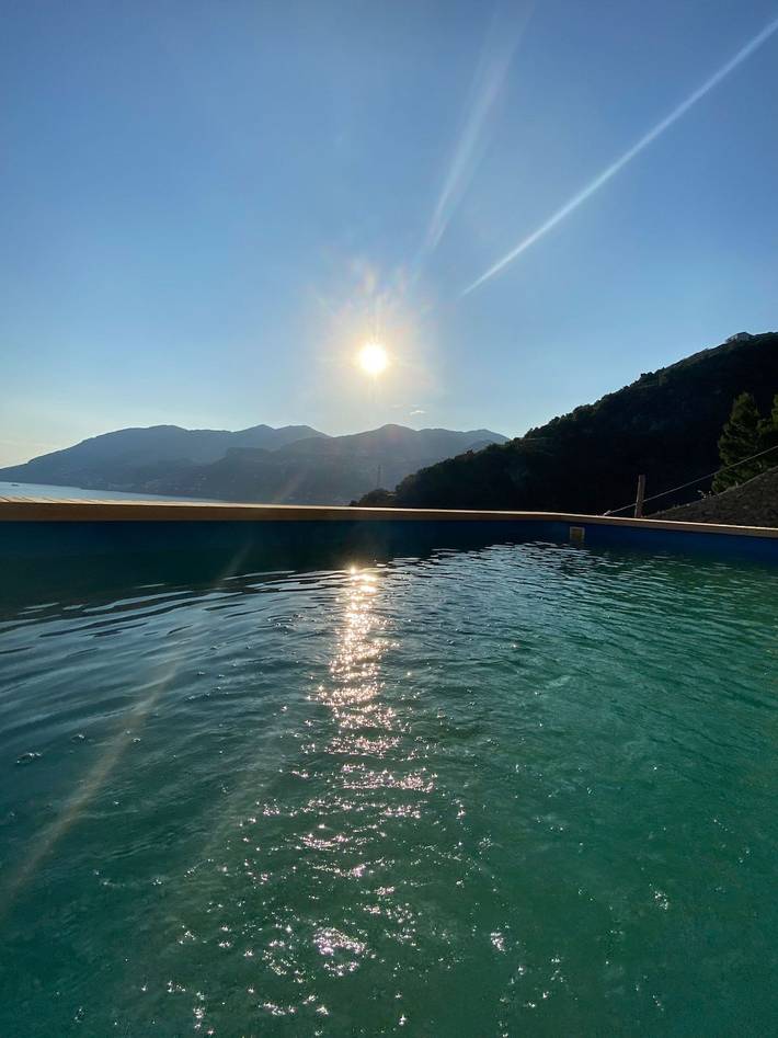 Location de vacances pour 6 personnes, avec jardin ainsi que terrasse et piscine à Maiori - 3