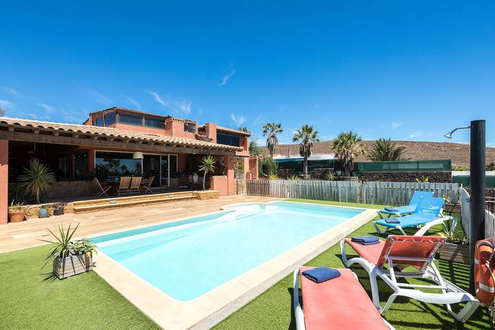 Finca für 10 Personen, mit Garten und Pool sowie Terrasse, kinderfreundlich auf Fuerteventura