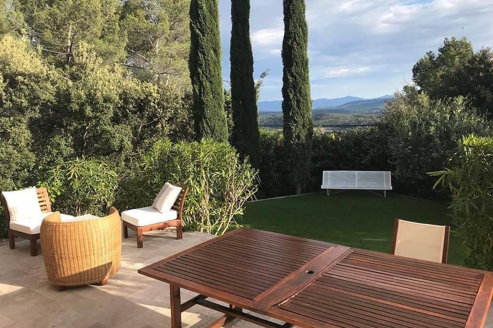Charmante villa met spa en panorama in Lorgues, Draguignan en omgeving