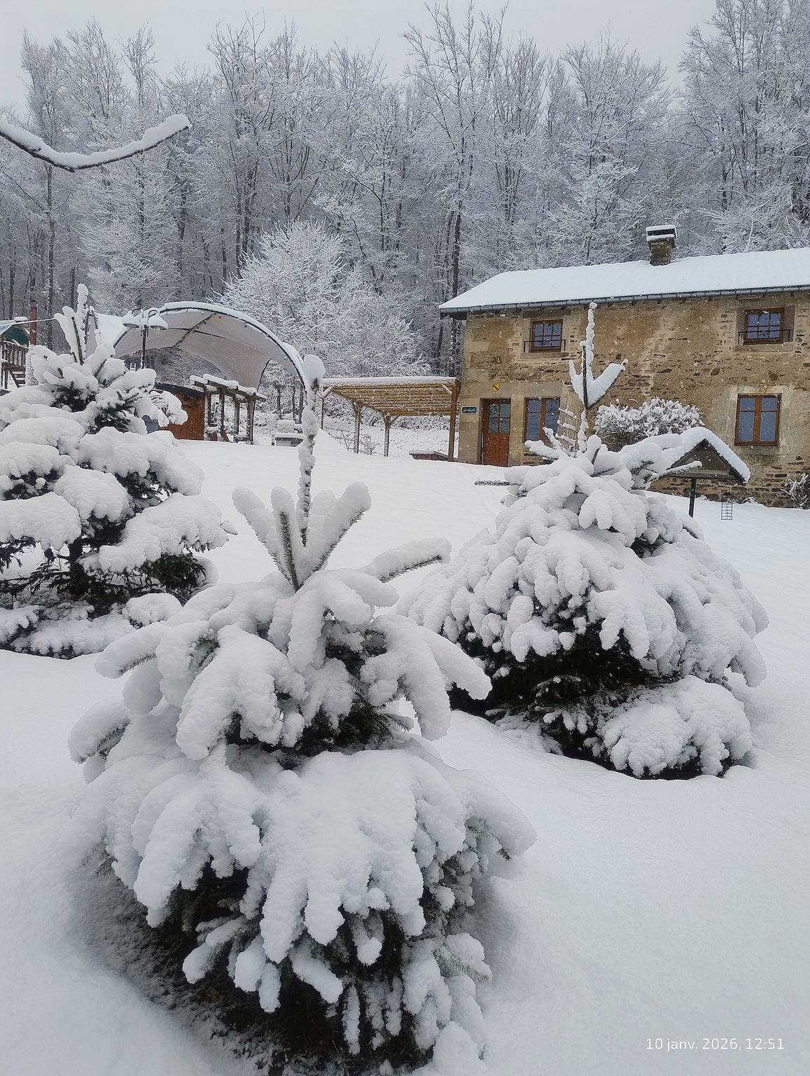 Gîte du Hallot mit Spa (Urlauber / Kurgäste) in Le Clerjus, Épinal und Umgebung