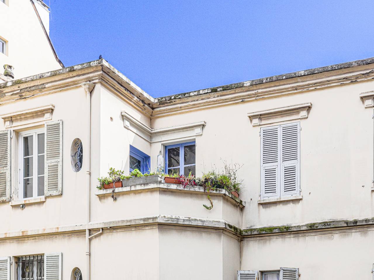 Hel lejlighed, Hérold in Nice, Nice og omegn