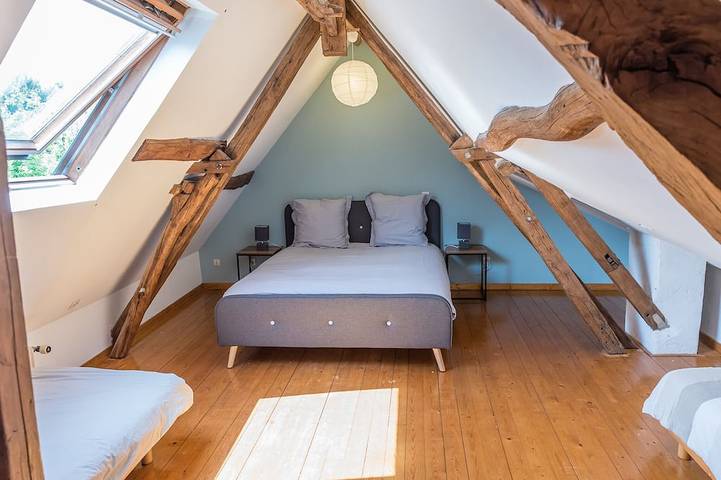 Location de vacances pour 15 personnes, avec terrasse et jardin, animaux acceptés à Montbazon - 2