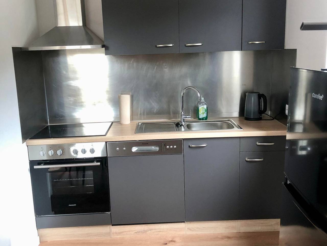 Ganze Ferienwohnung, Fewo Südeifel - 2-Bett-Ferienwohnung, Dusche/Wc bis 4 Pers. in Neuerburg, Eifelkreis Bitburg-Prüm