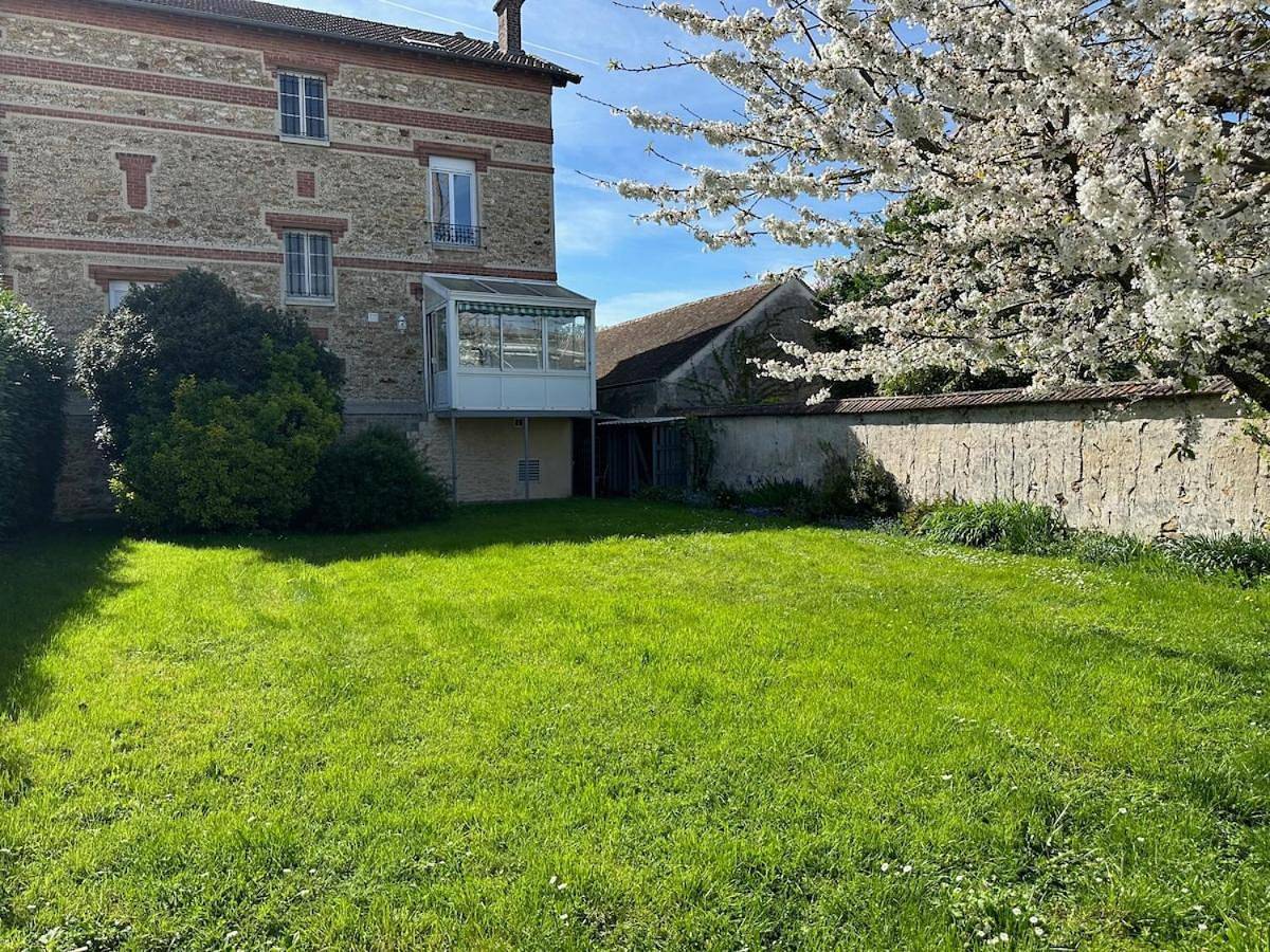 Appartement entier, Le Magellan Coulommiers 77 in Coulommiers (Seine-et-Marne), Seine-et-Marne