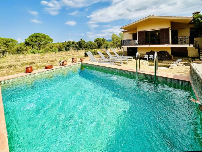 Ferienhaus für 5 Personen, mit Terrasse und Garten sowie Pool an der Costa Brava