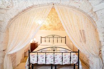 Trullo per 3 Persone in Locorotondo, Valle D'Itria, Foto 3