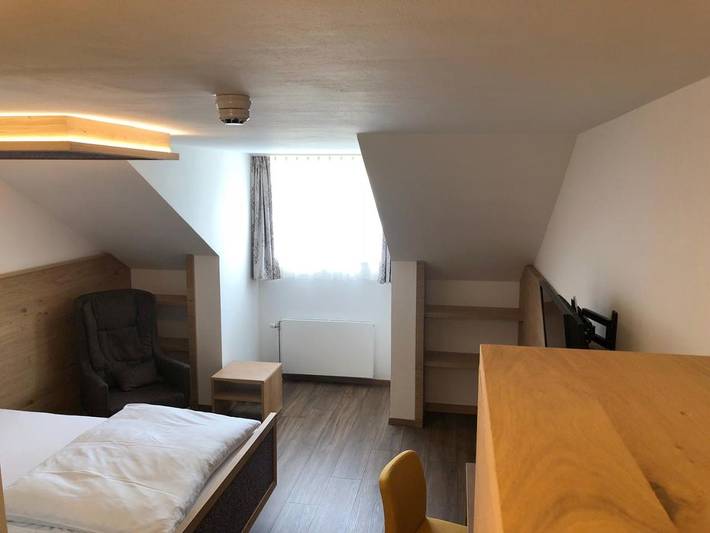 Hotel, mit Garten und Pool sowie Sauna in Büchlberg