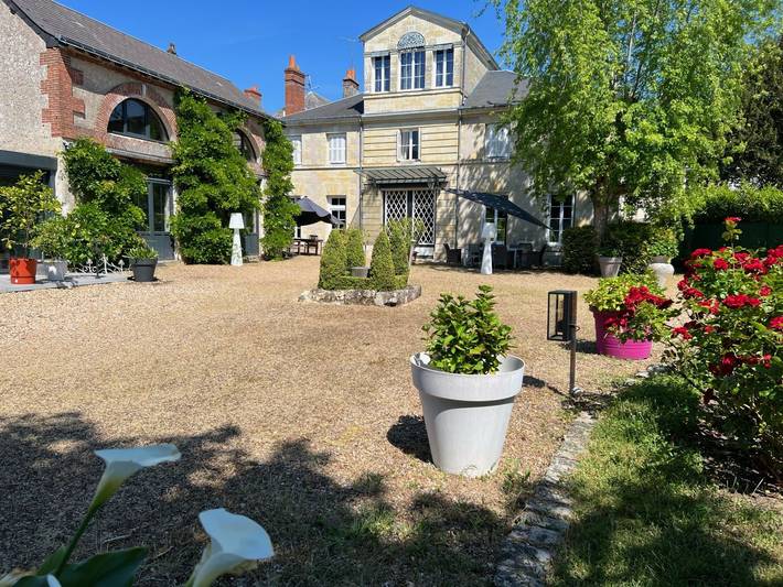 Chambre d’hôte pour 3 personnes, avec sauna ainsi que jacuzzi et jardin à Vernou-sur-Brenne