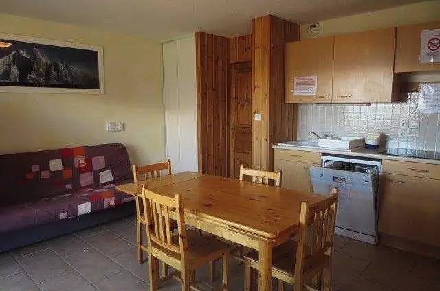 Gîte pour 6 personnes, avec balcon et vue à Réallon - 2