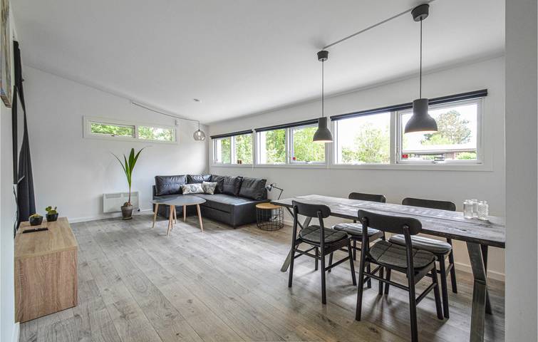 Ferienhaus für 4 Personen mit Terrasse in Strøby Egede, Schwedische Ostsee