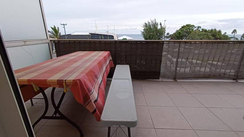 Gîte pour 5 personnes, avec balcon et vue dans Le Barachois Saint Denis - 2