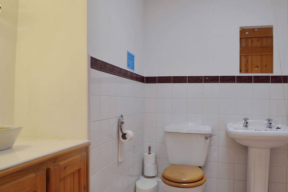 2 bedroom accommodation in Cromford, near Matlock in Cromford, Derbyshire