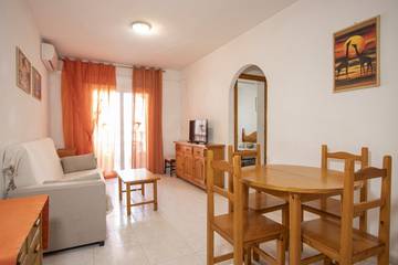 Ferienwohnung für 6 Personen, mit Balkon und Pool in Torrevieja