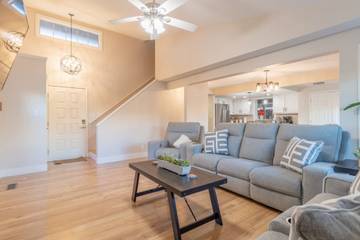 Vacation Rental for 6 Guests in Reno, Nevada, Picture 2