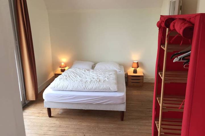 Location de vacances pour 7 personnes, avec balcon dans Plage Riva-Bella - 3