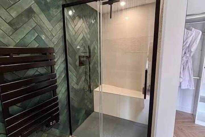 Appartement entier, T2 prestige avec spa privatif & jardin in Blaye, Région de Blaye
