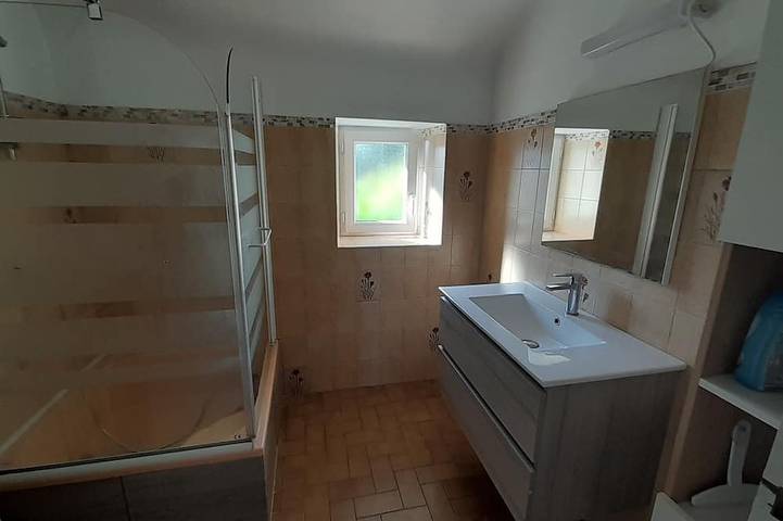 Location de vacances pour 4 personnes, avec jardin et terrasse à Peumerit - 4