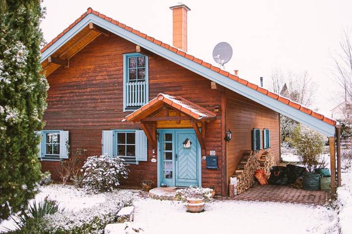 Chalet für 4 Personen, mit Terrasse und Garten sowie Sauna und Ausblick