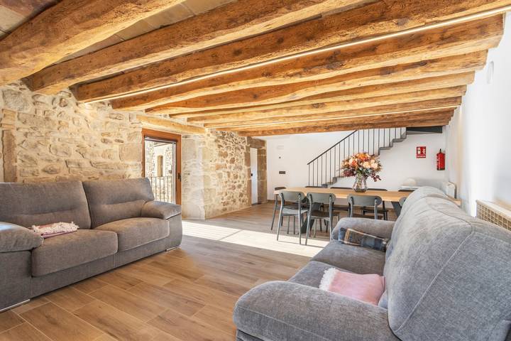 Casa rural para 9 personas, con Balcón y Jardín en Castellar del Riu - 4