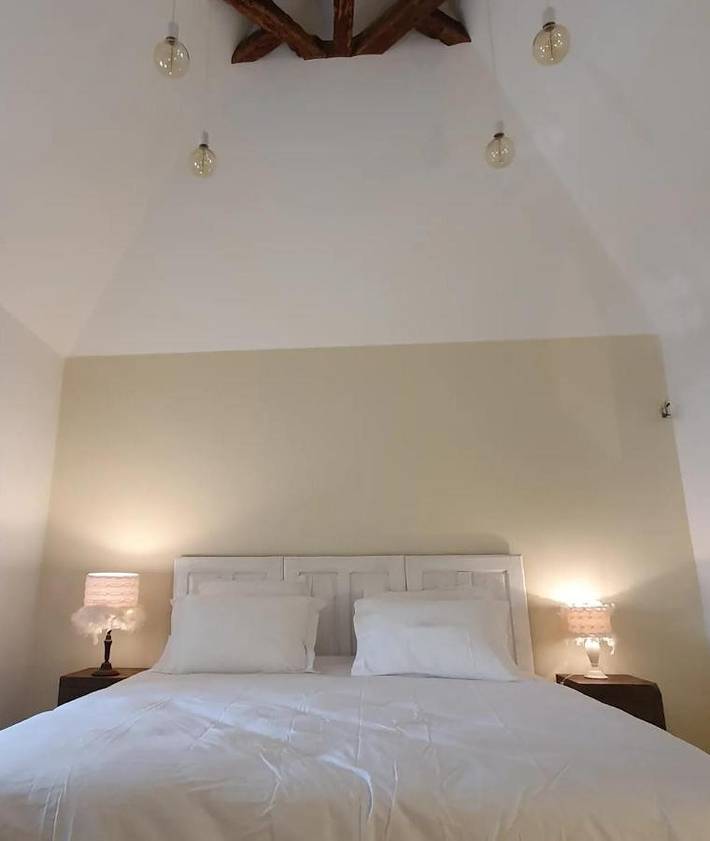 Chambre d’hôte pour 2 personnes, avec Terrasse et Jardin ainsi que Piscine et Vue