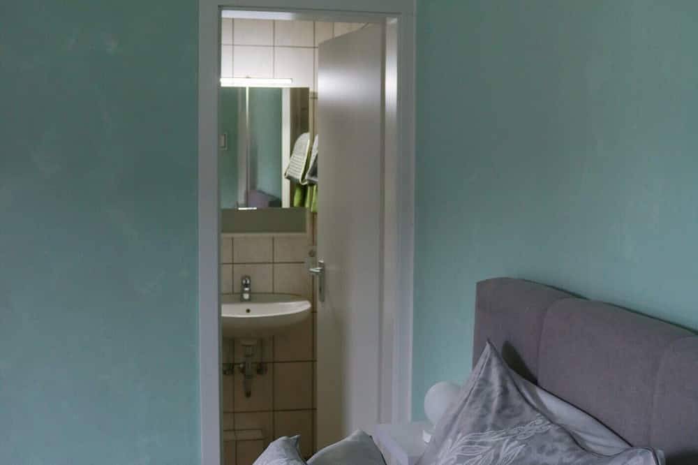 Ganze Wohnung, Ferienwohnung \"Waldblick\" (40 qm) in Elkeringhausen, Winterberg