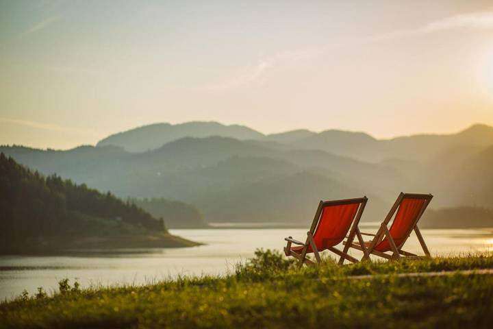Casa de vacaciones para 4 personas, con vistas al lago además de vistas y terraza - 1
