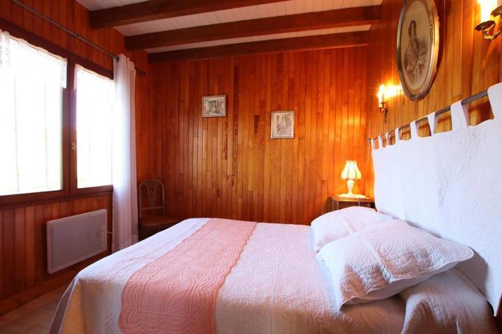Location de vacances pour 6 personnes, avec jardin à Lanne-en-Barétous - 4